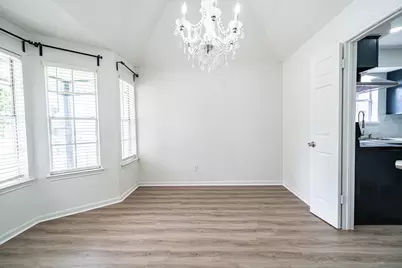 9107 Belle Glen Drive, Houston, TX 77099 - Photo 5
