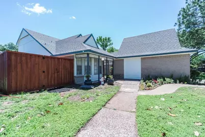 9107 Belle Glen Drive, Houston, TX 77099 - Photo 3