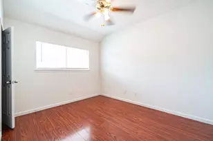 9107 Belle Glen Dr, Houston, TX 77099 - Photo 23