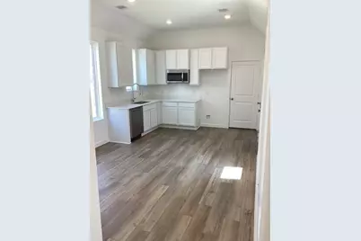 9203 Long Fin Drive, Baytown, TX 77521 - Photo 5