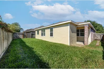 10348 Stone Gate Drive, Conroe, TX 77385 - Photo 17