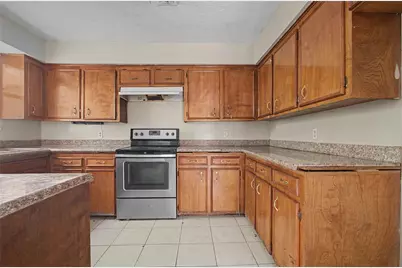 13119 Hollowcreek Park Drive, Houston, TX 77082 - Photo 11