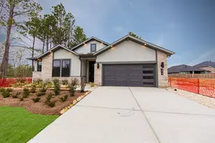 1915 Langford St, Montgomery, TX 77316 - Photo 1