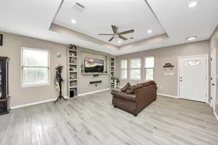 6543 Crestford Ln, Pasadena, TX 77505 - Photo 3