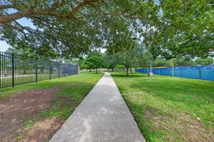 3403 Driftwood Ct, Sugar Land, TX 77478 - Photo 41
