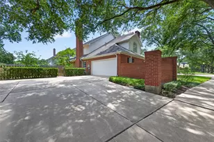 3403 Driftwood Ct, Sugar Land, TX 77478 - Photo 39