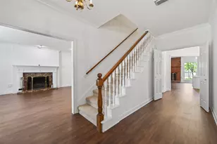 3403 Driftwood Ct, Sugar Land, TX 77478 - Photo 7