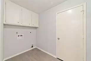 7107 Plaza Del Sol Dr, Houston, TX 77083 - Photo 11