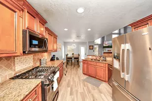 12711 Laurel Bank Way, Houston, TX 77014 - Photo 15