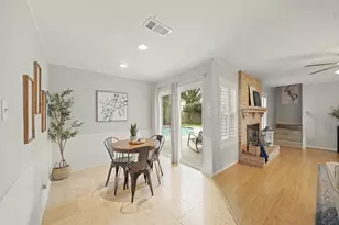 2706 Bernadette Ln, Houston, TX 77043 - Photo 15