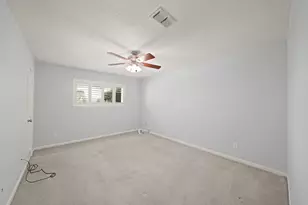 2706 Bernadette Ln, Houston, TX 77043 - Photo 21