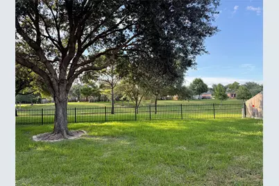 12807 Southern Valley Drive, Pearland, TX 77584 - Photo 5