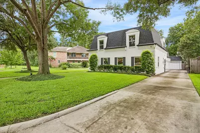 215 Greenpark Drive, Houston, TX 77079 - Photo 37
