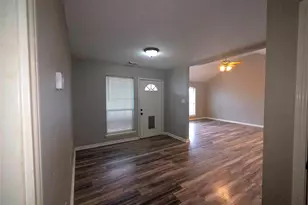 1C Prairie Knoll Dr, La Marque, TX 77510 - Photo 3