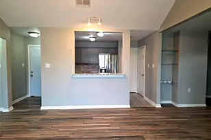 1C Prairie Knoll Dr, La Marque, TX 77510 - Photo 7