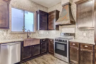 2308 Couch St, Houston, TX 77008 - Photo 21