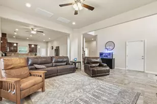 6418 Alicia Way Ln, Katy, TX 77493 - Photo 5