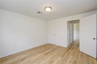 7510 Troulon Dr, Houston, TX 77074 - Photo 35