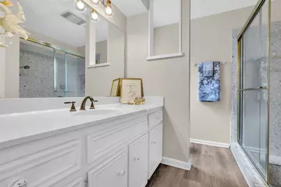 8206 Debbie Gay Drive, Houston, TX 77040 - Photo 27