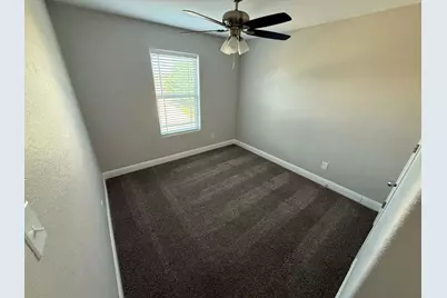 2527 Middleground, San Antonio, TX 78245 - Photo 7
