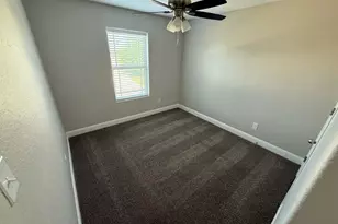 2527 Middleground, San Antonio, TX 78245 - Photo 7