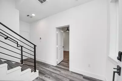 2709 Dennis Street, Houston, TX 77004 - Photo 7