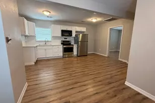 1308 Genova St, Houston, TX 77009 - Photo 13