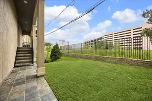 6832 Staffordshire Blvd, Houston, TX 77030 - Photo 3