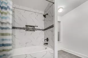 6243 Settlers Lake Cir W, Katy, TX 77449 - Photo 17