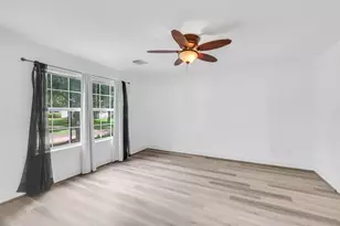 6243 Settlers Lake Cir W, Katy, TX 77449 - Photo 11