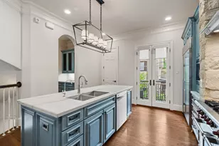 1010 Nantucket Dr, Houston, TX 77057 - Photo 23