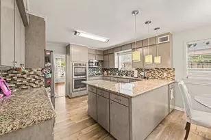 3311 Longfield Cir, Houston, TX 77063 - Photo 9