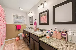 3311 Longfield Cir, Houston, TX 77063 - Photo 19