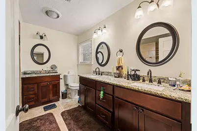 3311 Longfield Circle, Houston, TX 77063 - Photo 17