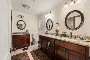 3311 Longfield Cir, Houston, TX 77063 - Photo 17