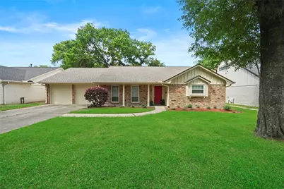 10502 Timberwood Drive, Houston, TX 77043 - Photo 3