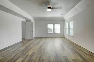 7042 Plum Creek Terrace Ln, Houston, TX 77087 - Photo 25