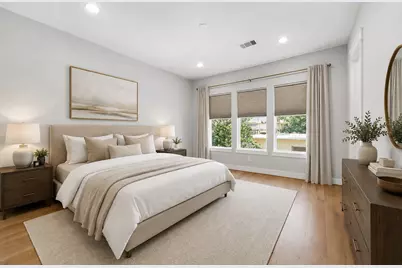 110 E 28th Street, Houston, TX 77008 - Photo 13