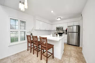 2510 Grants Lake Boulevard #23, Sugar Land, TX 77479 - Photo 7