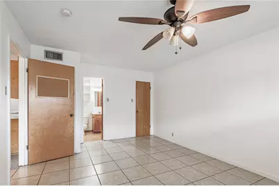 120 McAdams Lane #G, Huntsville, TX 77320 - Photo 11