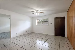120 McAdams Ln, Huntsville, TX 77320 - Photo 3