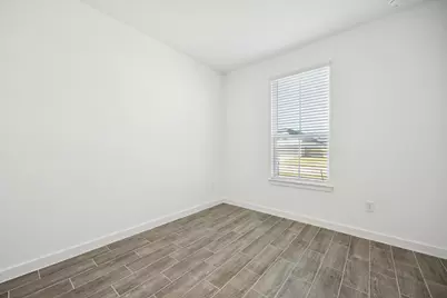 [Address not provided], Cove, TX 77523 - Photo 3