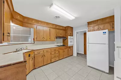 101 S Delmont Drive E, Conroe, TX 77301 - Photo 7