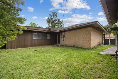101 S Delmont Drive E, Conroe, TX 77301 - Photo 23