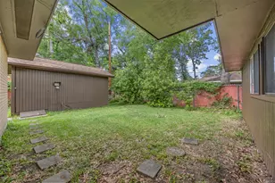 101 S Delmont Dr E, Conroe, TX 77301 - Photo 25