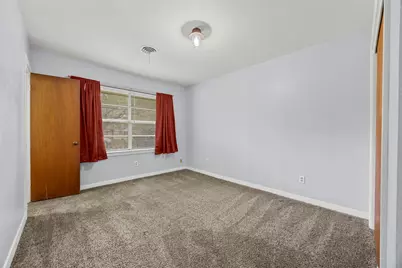 101 S Delmont Drive E, Conroe, TX 77301 - Photo 13