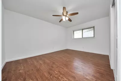 5823 McKnight Street, Houston, TX 77035 - Photo 23