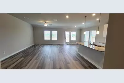 10307 Hermann Trace, Texas City, TX 77591 - Photo 3
