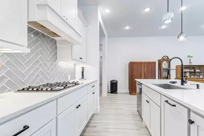 5130 Albany Shores Lane, Fulshear, TX 77441 - Photo 11