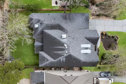 98 E Beckonvale Circle, The Woodlands, TX 77382 - Photo 45